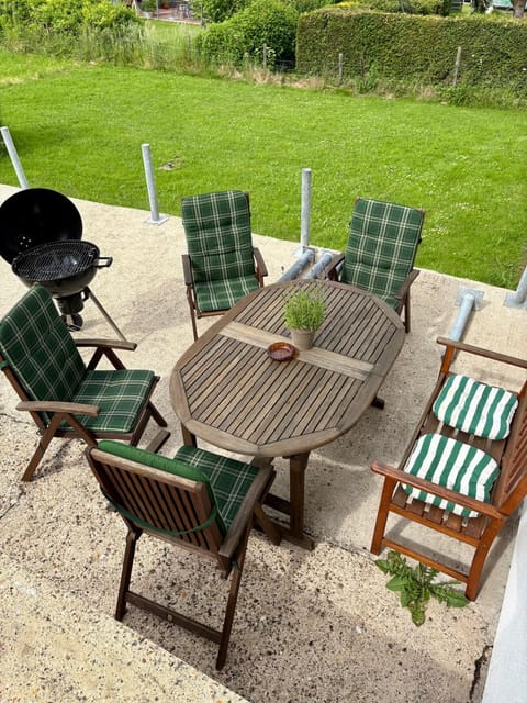Garden, Balcony/Terrace