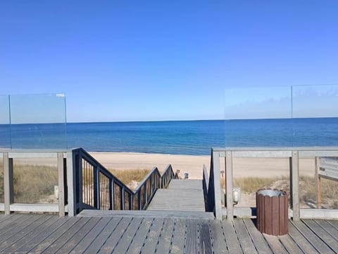 Nearby landmark, Day, Natural landscape, View (from property/room), Beach