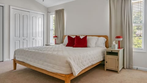 Bed, Bedroom