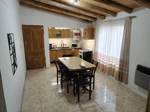 Kitchen or kitchenette, Dining area, oven, stove