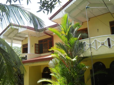 Property building, Day