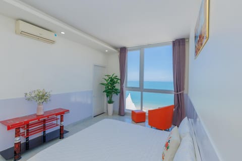 Bed, Photo of the whole room, Beach, Bedroom, Sea view, air conditioner