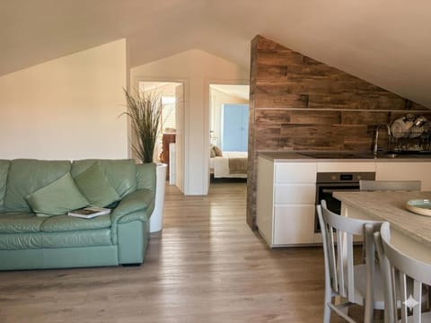 Kitchen or kitchenette, Living room