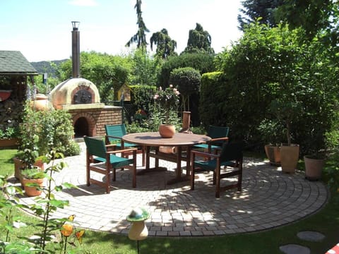 Garden, Garden, Balcony/Terrace, Garden view