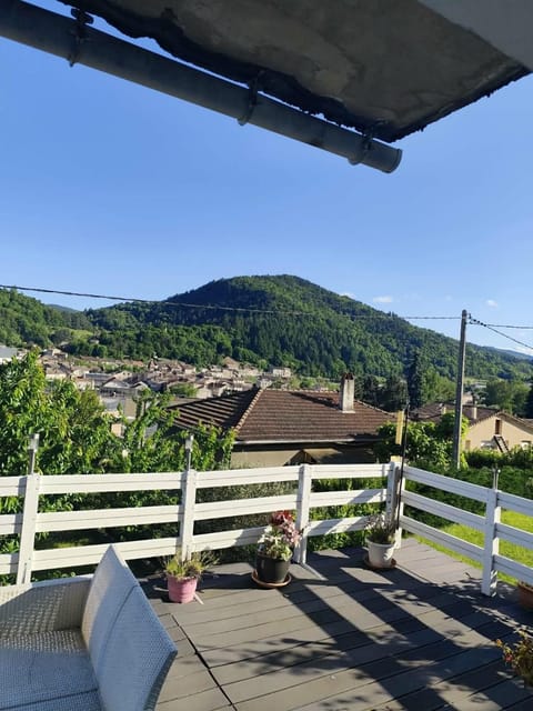 Day, Natural landscape, Garden, Balcony/Terrace, Mountain view