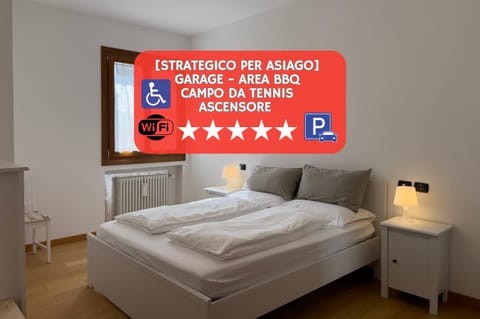 Bed, Photo of the whole room, Bedroom, Text overlay