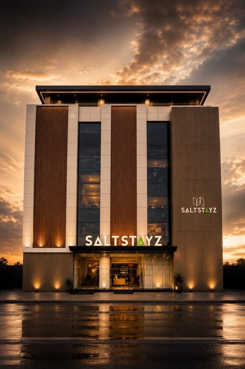 Property building, Facade/entrance