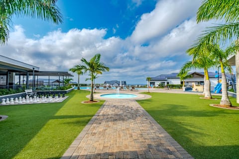 Spring, Day, Natural landscape, Garden, Pool view, Swimming pool, sunbed