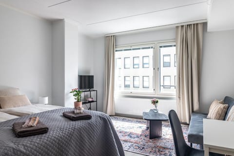 Bed, TV and multimedia, Living room, Bedroom