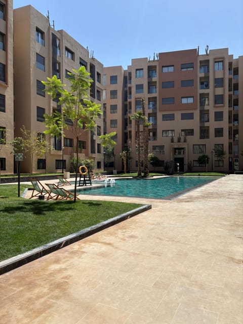 Garden, Swimming pool