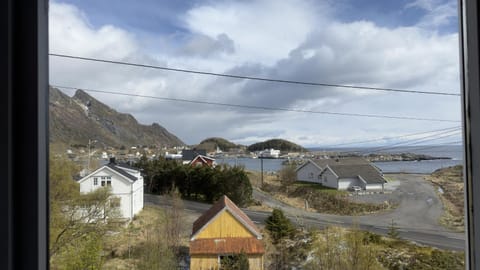 Neighbourhood, Natural landscape, Mountain view, Sea view