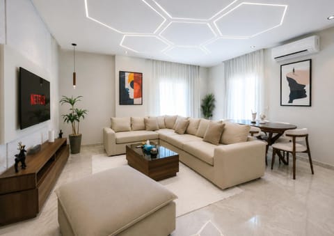 TV and multimedia, Living room, Seating area, air conditioner