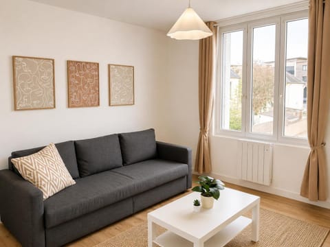 TV and multimedia, Living room, Decorative detail