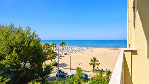 Day, Natural landscape, Beach, Sea view