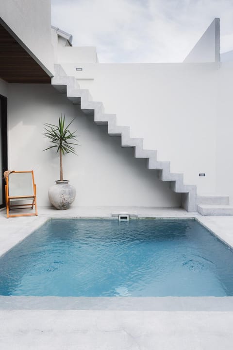 Balcony/Terrace, Pool view, Swimming pool