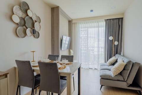 TV and multimedia, Living room, Dining area