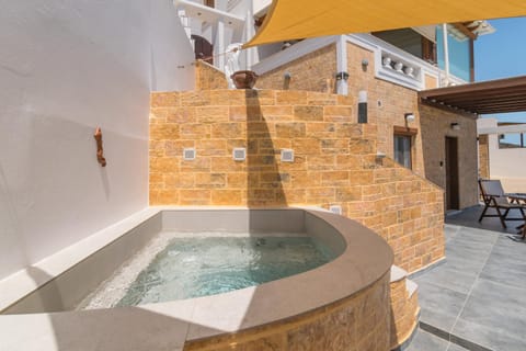 Hot Tub, Hot Tub