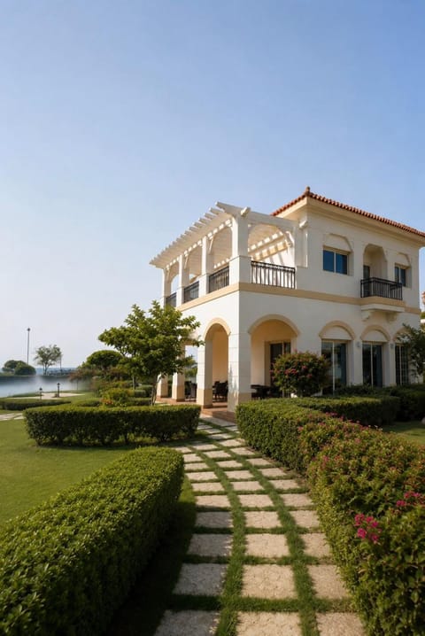 Spring, Day, Garden, Pool view, Sea view