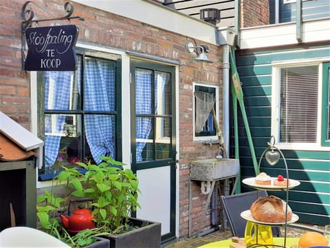 Property building, Summer