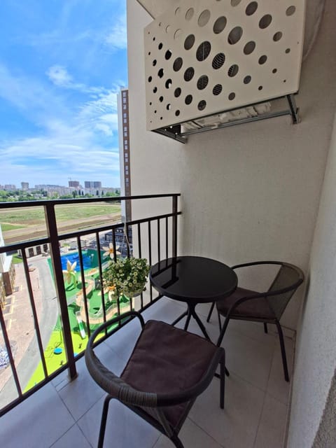 Day, Balcony/Terrace