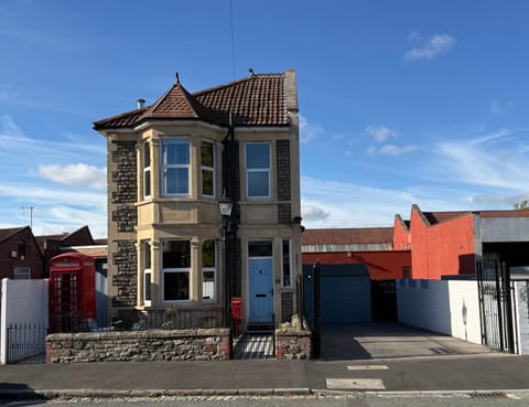 Property building, Parking