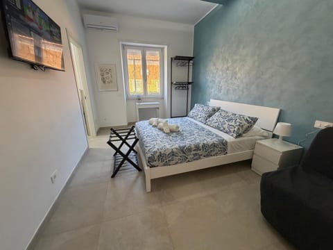 TV and multimedia, Bedroom, air conditioner