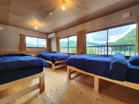 Natural landscape, Bedroom, Mountain view, air conditioner