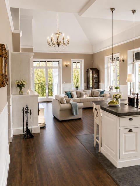 Living room, Dining area, kitchen, kitchen