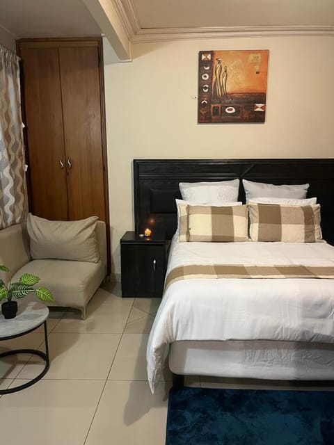 Living room, Bedroom