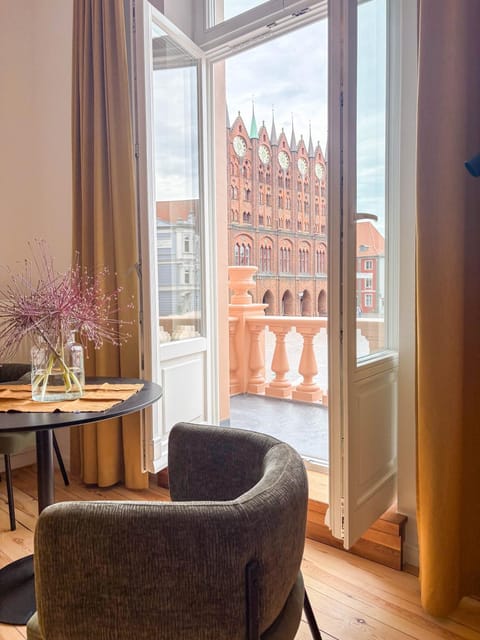 View (from property/room), View (from property/room), Balcony/Terrace, Balcony/Terrace, Landmark view, Landmark view