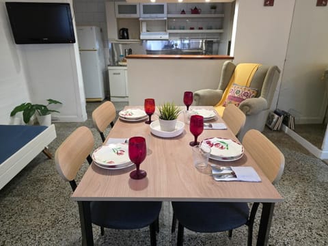 TV and multimedia, Dining area