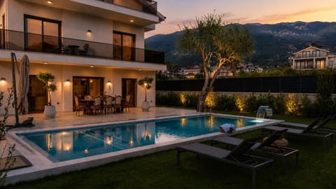 Garden, Swimming pool