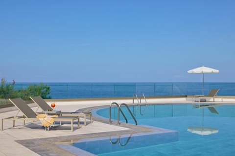 View (from property/room), Balcony/Terrace, Sea view, Swimming pool, Drinks