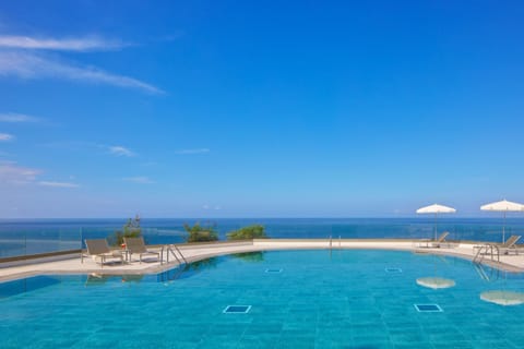 View (from property/room), Balcony/Terrace, Sea view, Swimming pool, Drinks