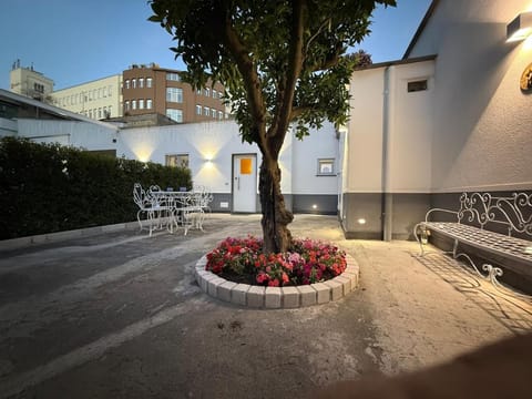 Property building, Night