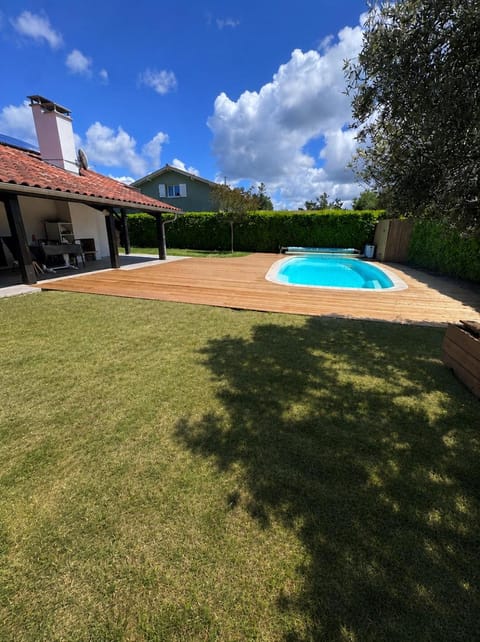 Garden, Swimming pool