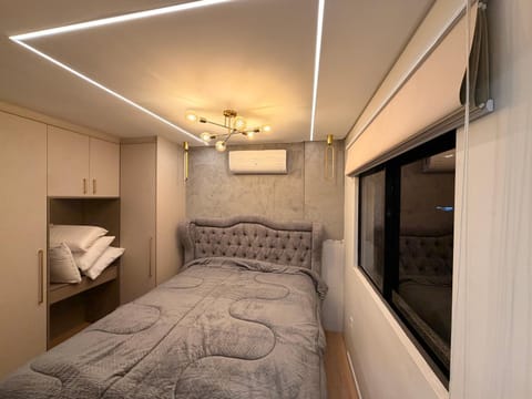 Bed, Bedroom, heating, wardrobe, air conditioner