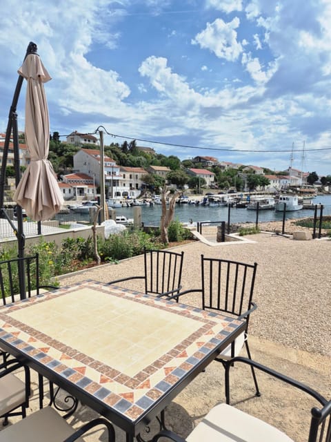 Day, Sea view