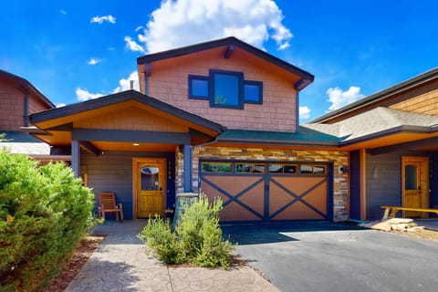 Property building, Day