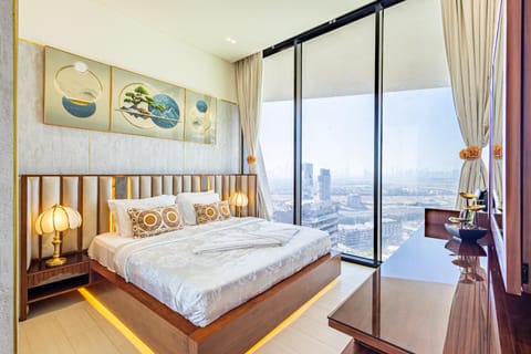 View (from property/room), Bedroom, City view, furniture