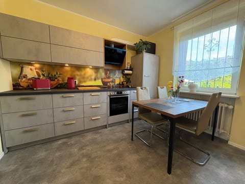 Food, kitchen