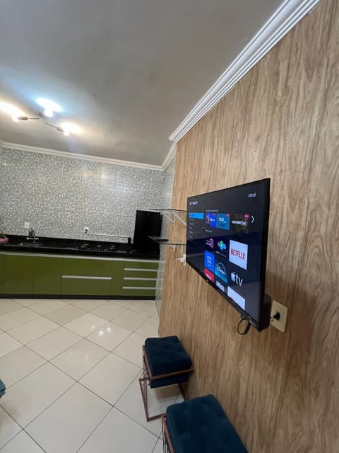 Communal lounge/ TV room, TV and multimedia