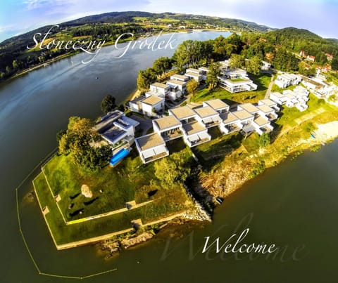 Property building, Bird's eye view, Lake view