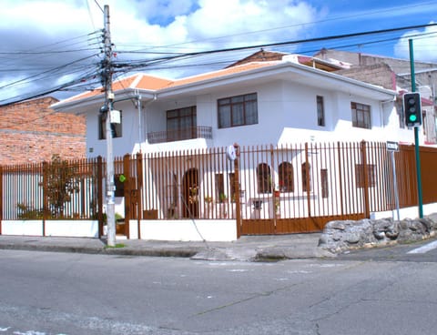 Day, Street view