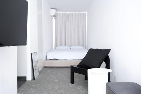 Bed, Living room, Bedroom