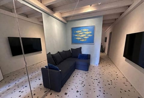Communal lounge/ TV room, TV and multimedia
