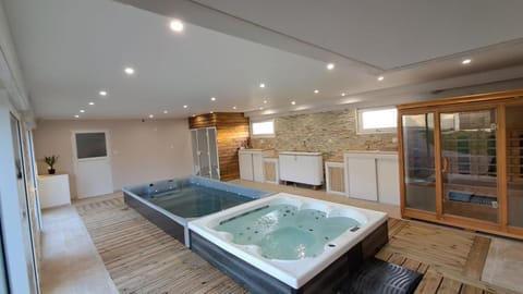 Sauna, Steam room, Spa and wellness centre/facilities, Spa and wellness centre/facilities