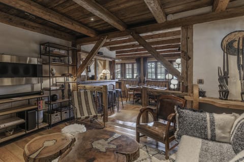 Communal lounge/ TV room, Living room