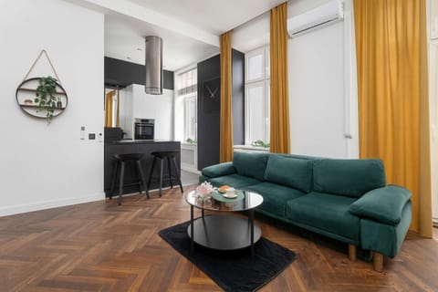 Kitchen or kitchenette, Living room, Seating area, air conditioner
