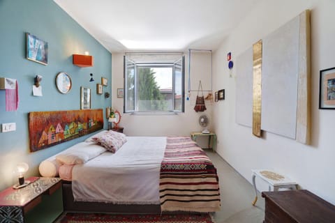 Living room, Bedroom